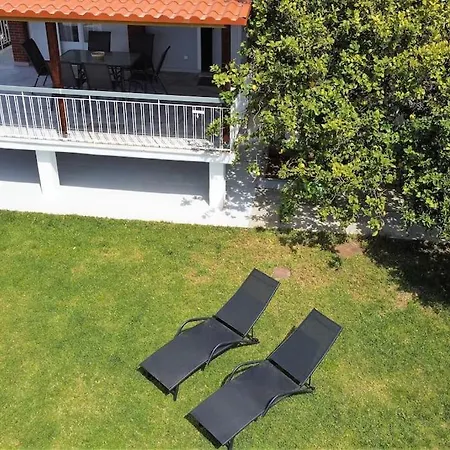 Coastal Vibes Lagonisi Holiday home *
